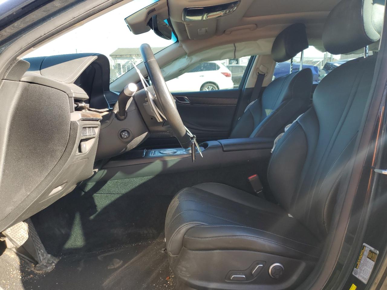 2022 Genesis G80 - Image 7