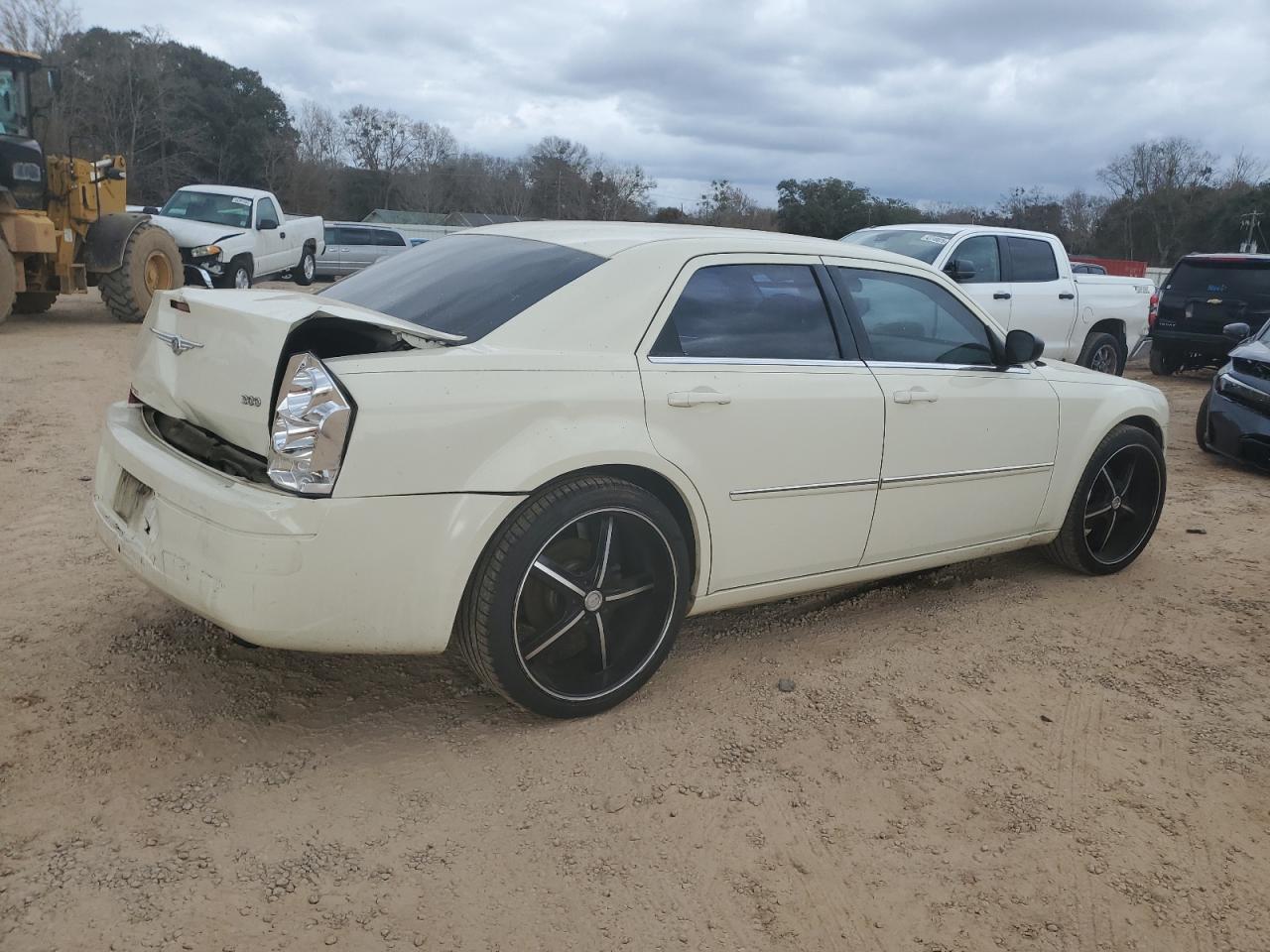 2009 Chrysler 300 - Image 3