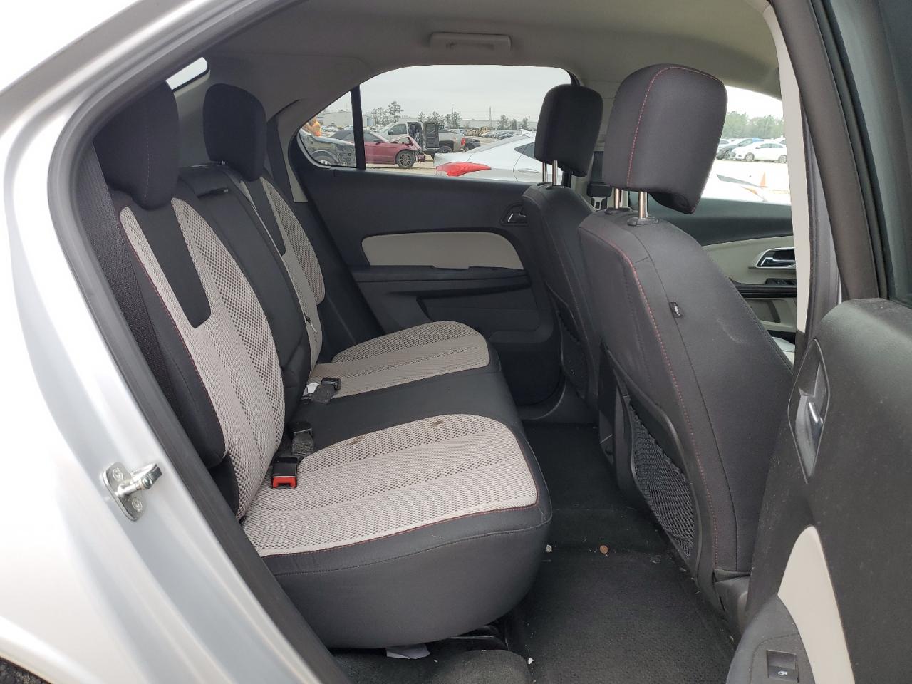2012 Chevrolet Equinox - Image 11