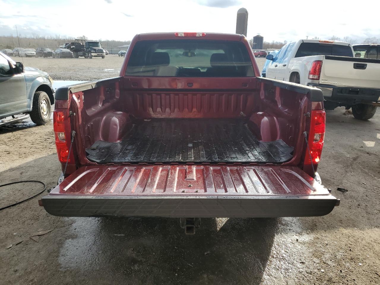 2009 Chevrolet Silverado - Image 6