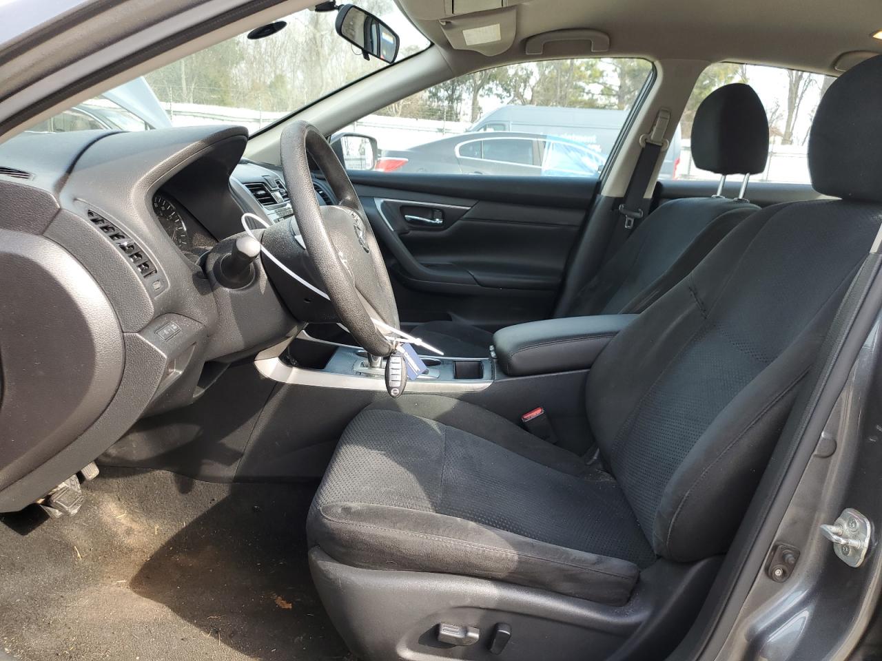 2015 Nissan Altima - Image 7