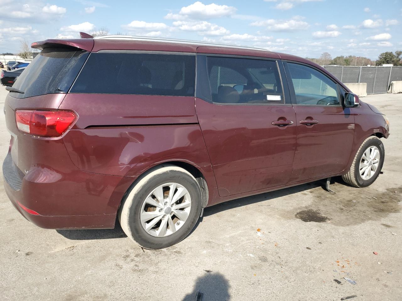2015 Kia Sedona - Image 3