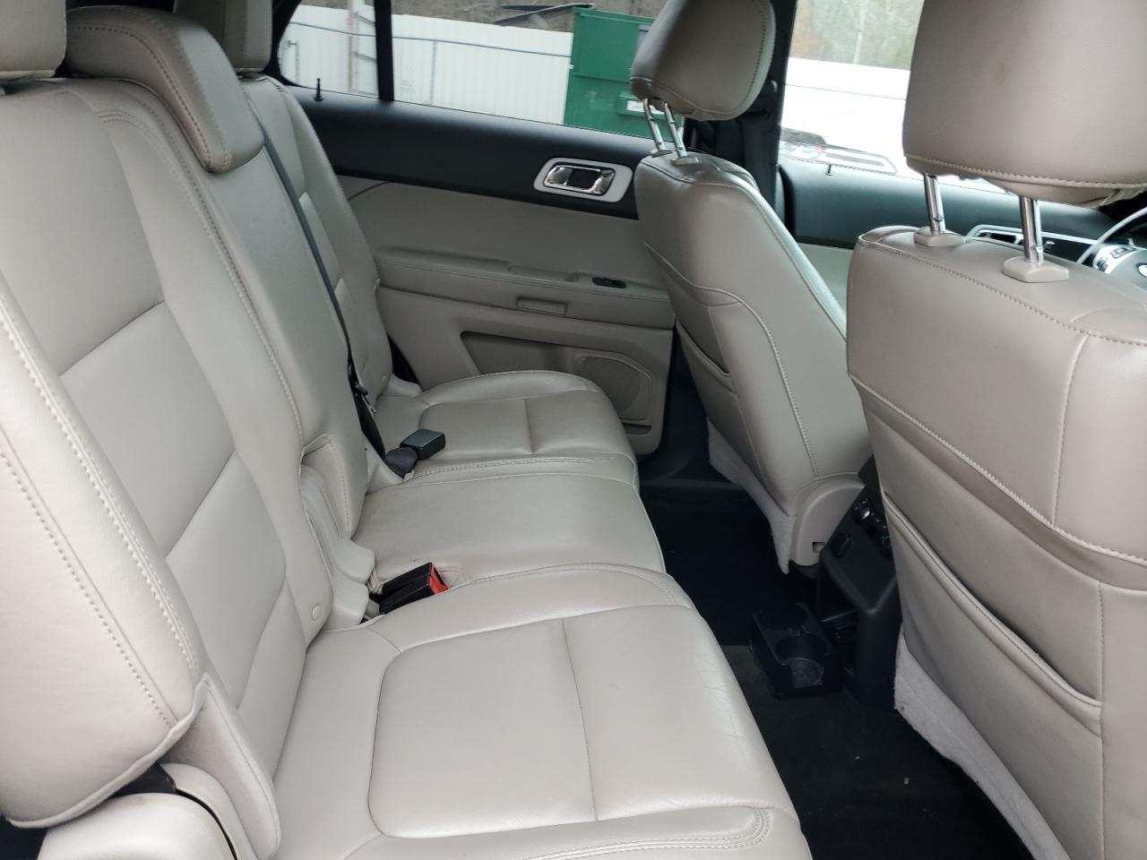2011 Ford Explorer - Image 10