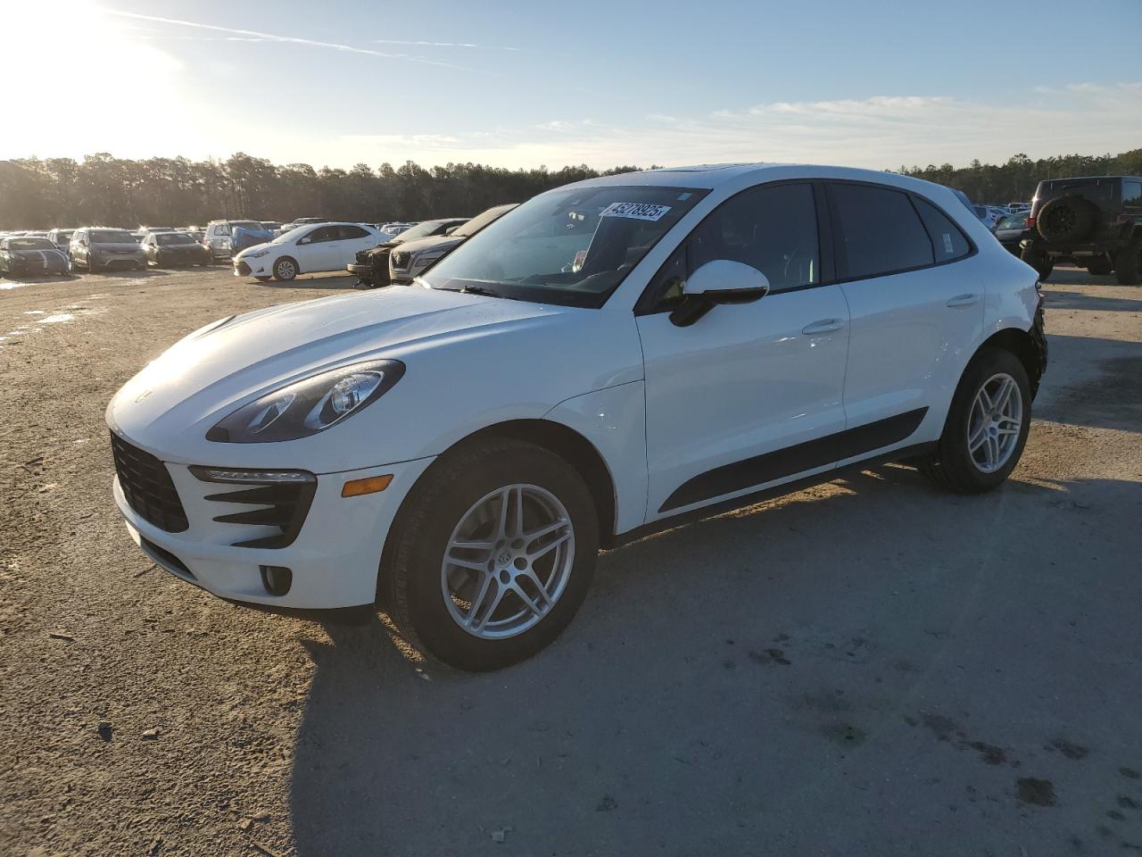 2017 Porsche Macan - Image 1
