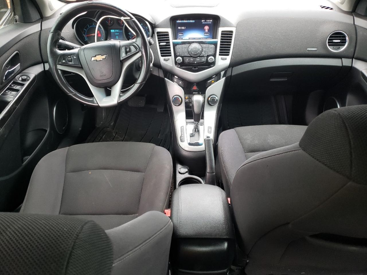 2013 Chevrolet Cruze - Image 8