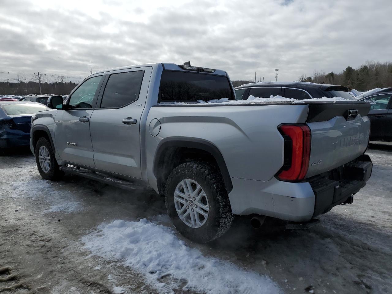 2022 Toyota Tundra - Image 2