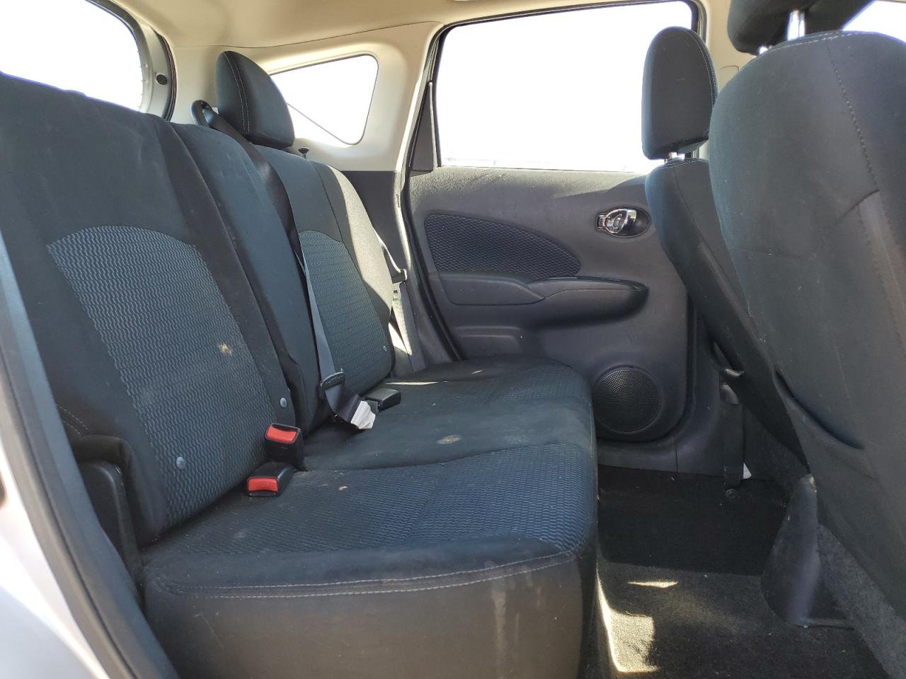 2015 Nissan Versa - Image 10