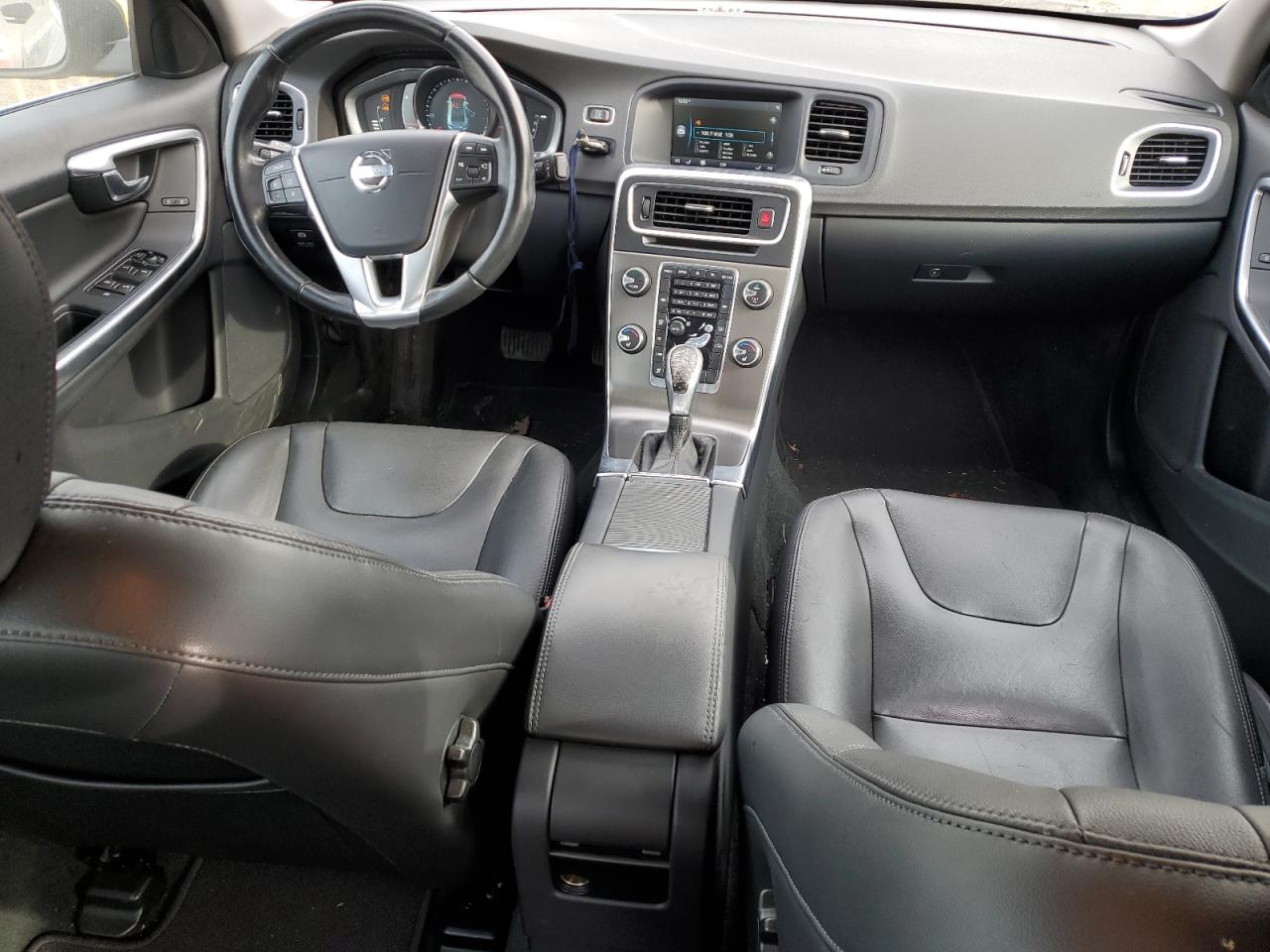 2015 Volvo S60 - Image 8