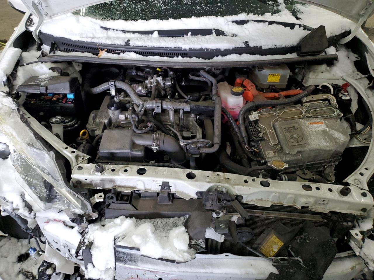 2014 Toyota Prius - Image 13