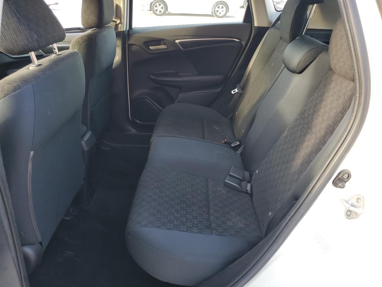 2016 Honda Fit - Image 11