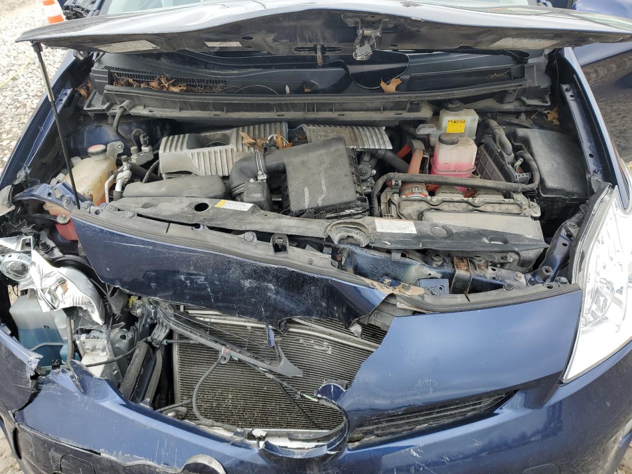 2015 Toyota Prius - Image 11