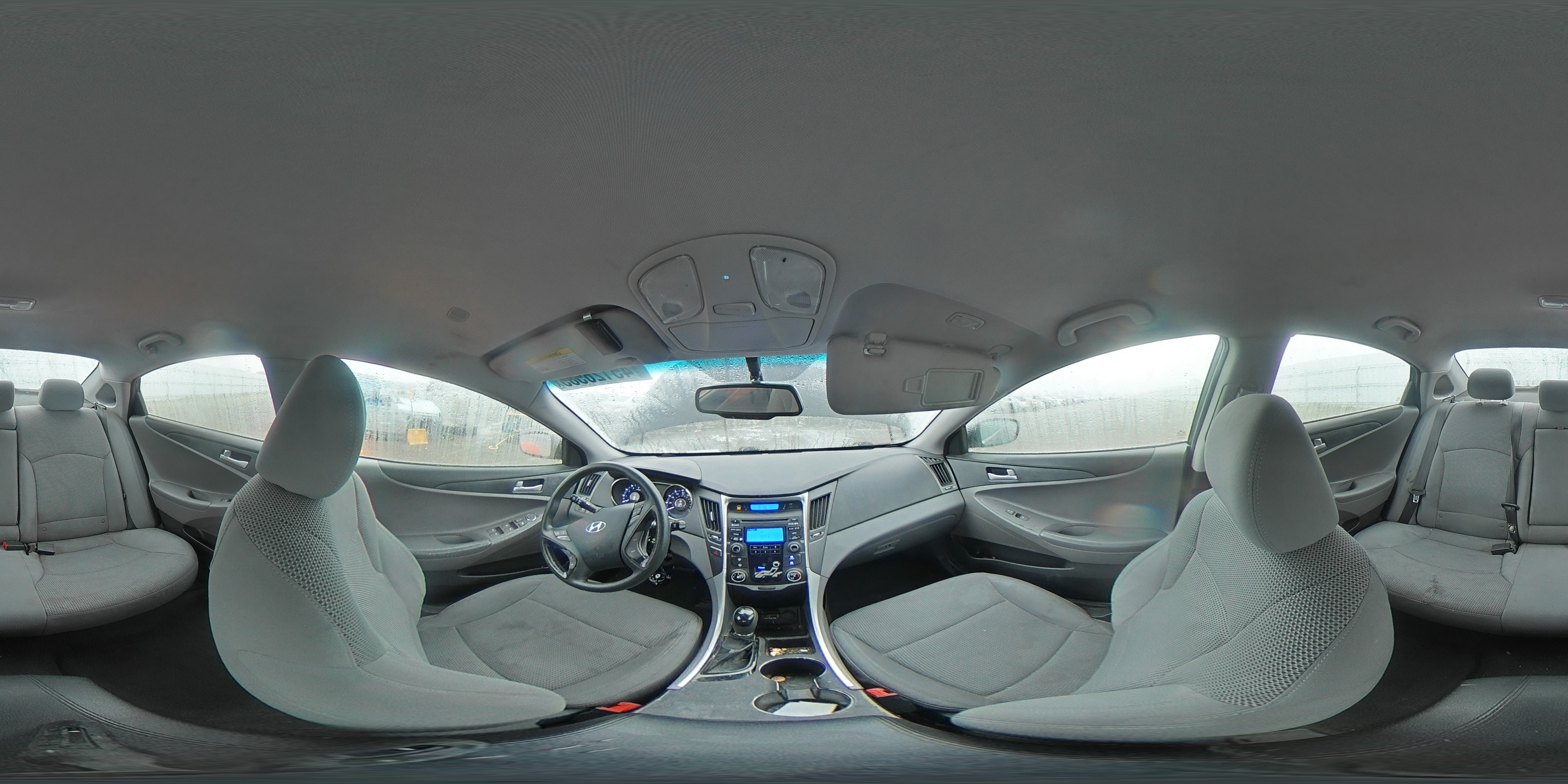 2013 Hyundai Sonata - Image 13