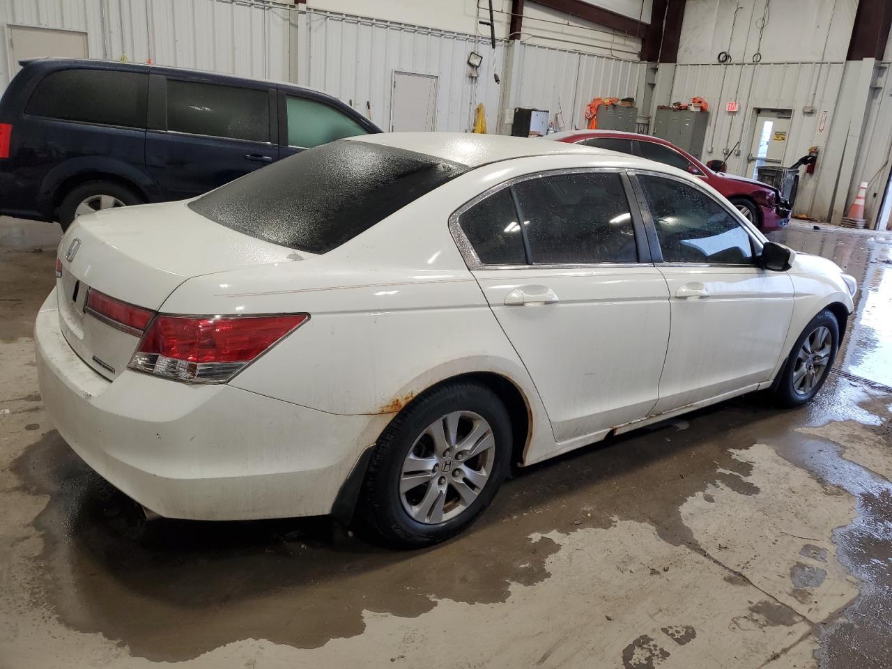 2011 Honda Accord - Image 3