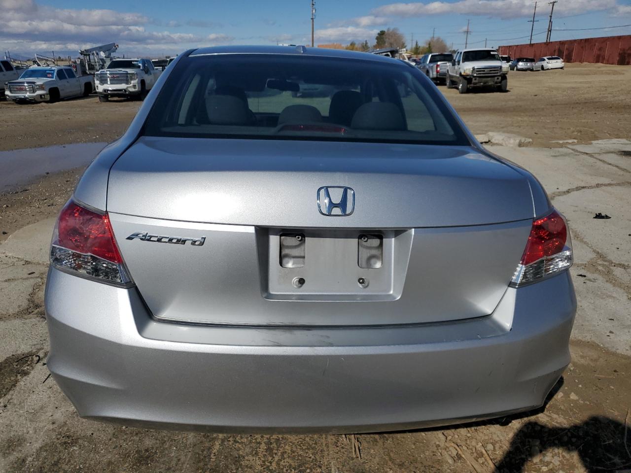 2009 Honda Accord - Image 6