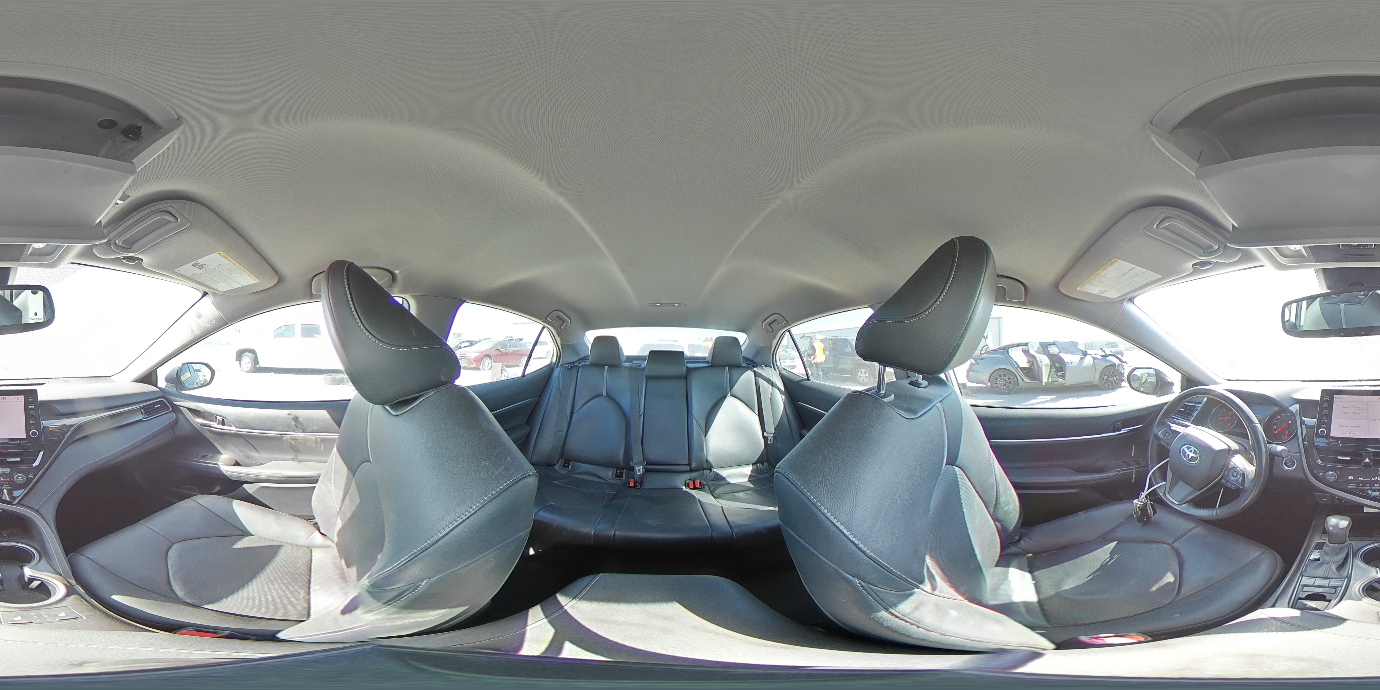 2021 Toyota Camry - Image 15