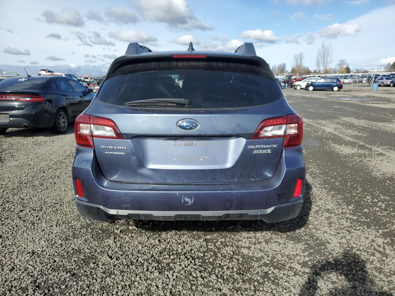 2016 Subaru Outback - Image 6