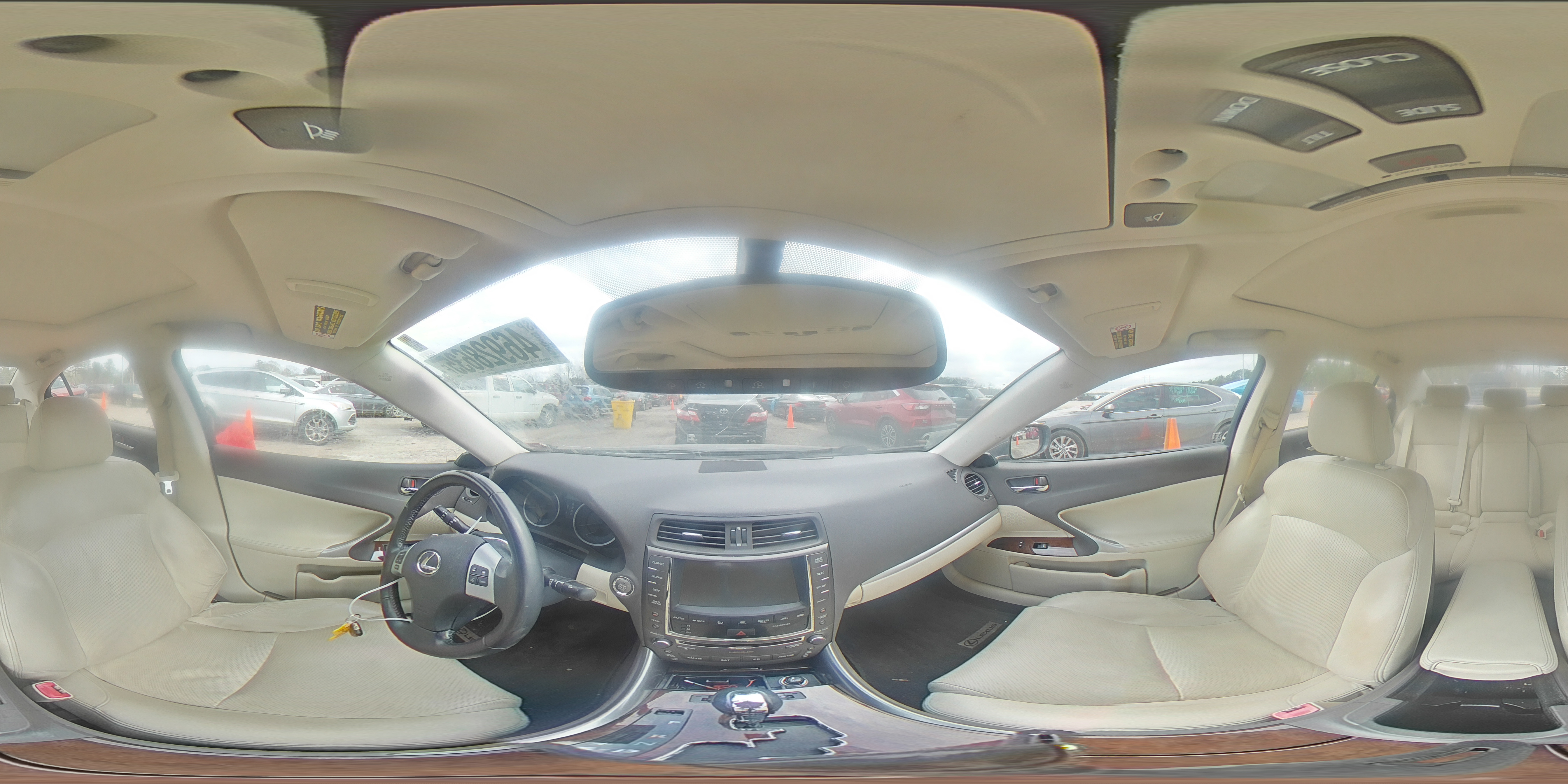 2012 Lexus IS - Image 12
