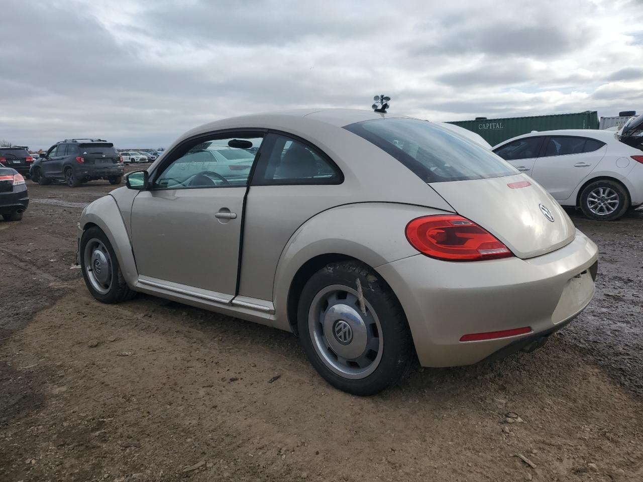 2012 Volkswagen Beetle - Image 2