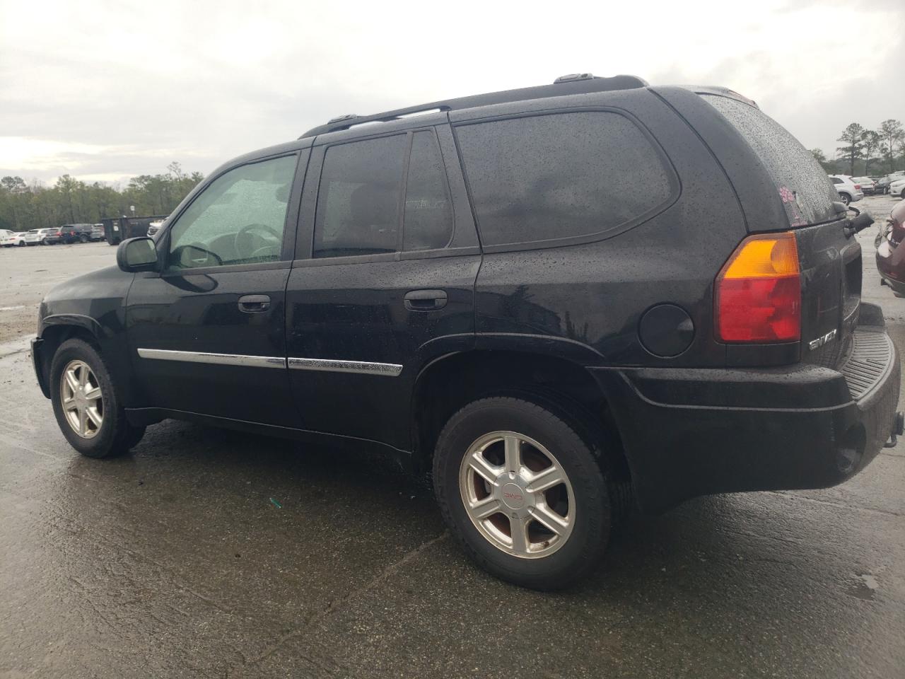 2008 GMC Envoy - Image 2