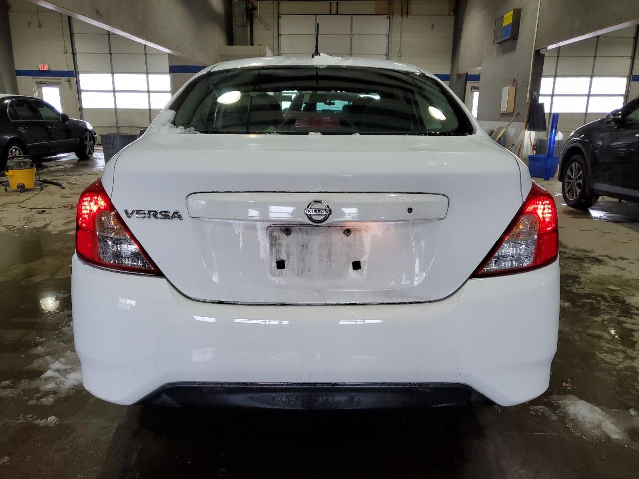 2015 Nissan Versa - Image 6