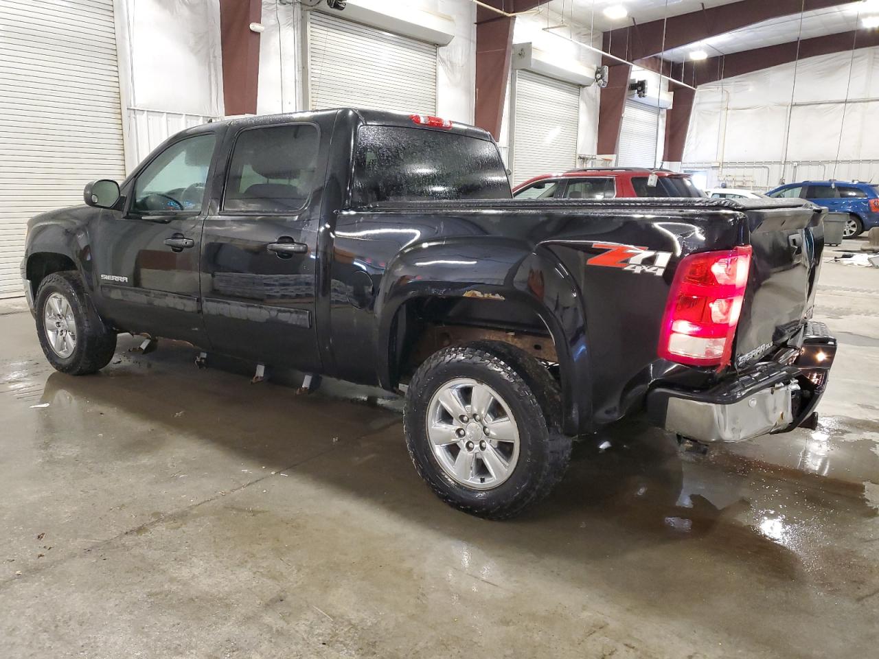 2013 GMC Sierra - Image 2