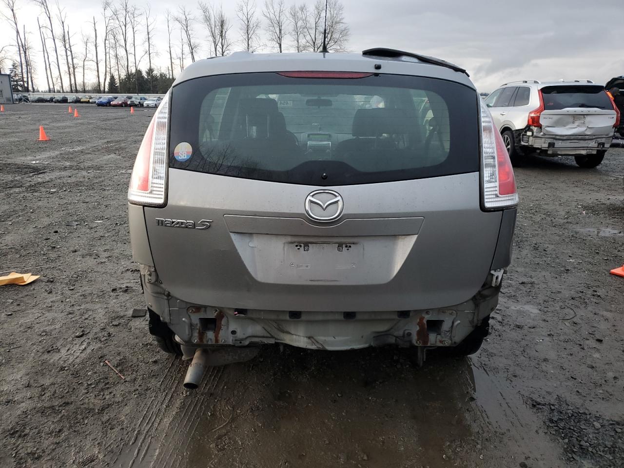 2010 Mazda 5 - Image 6