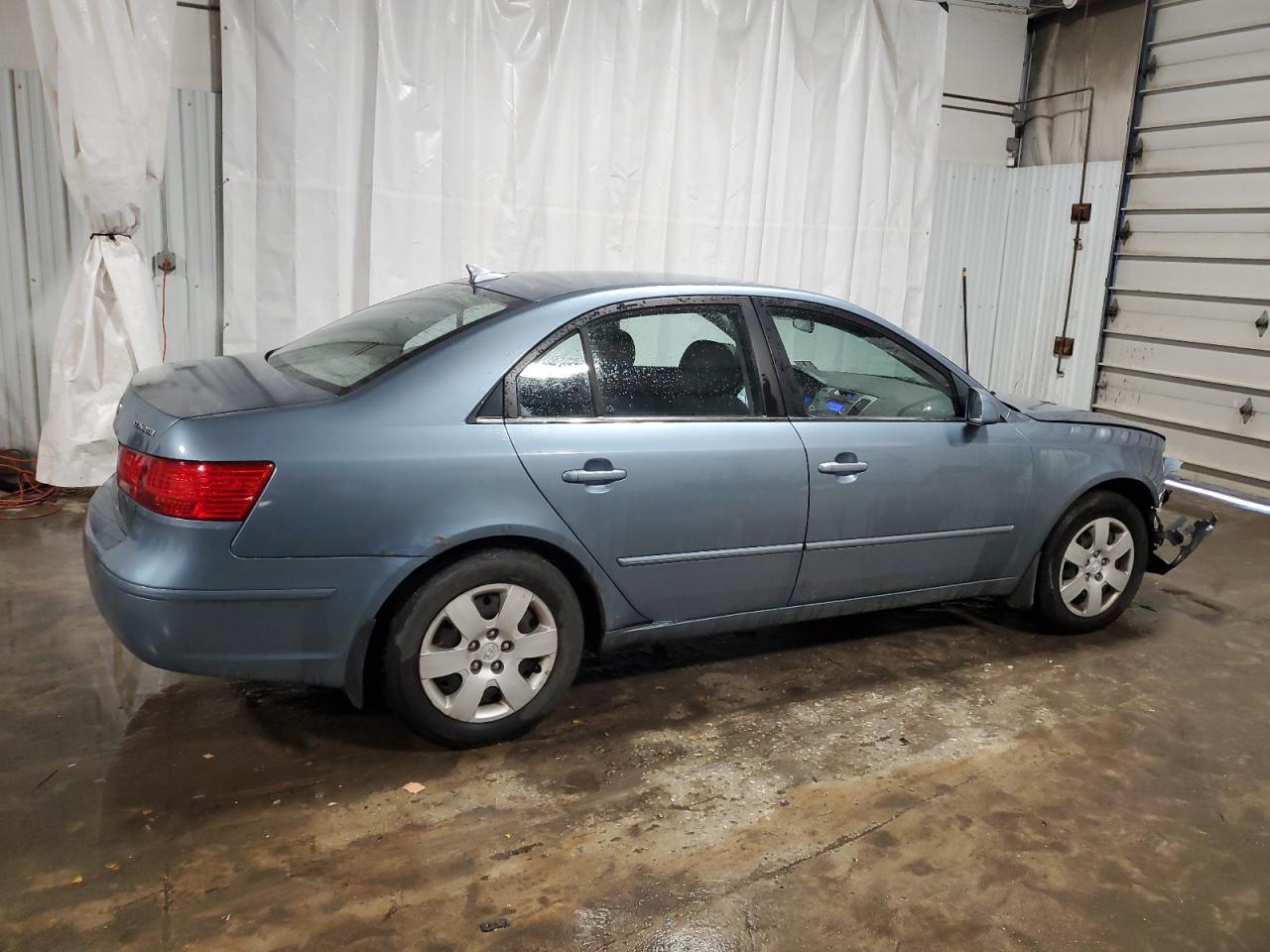 2009 Hyundai Sonata - Image 3