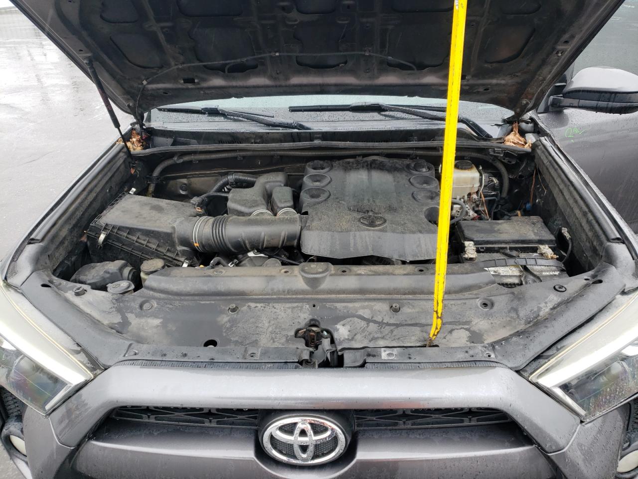 2014 Toyota 4Runner - Image 12