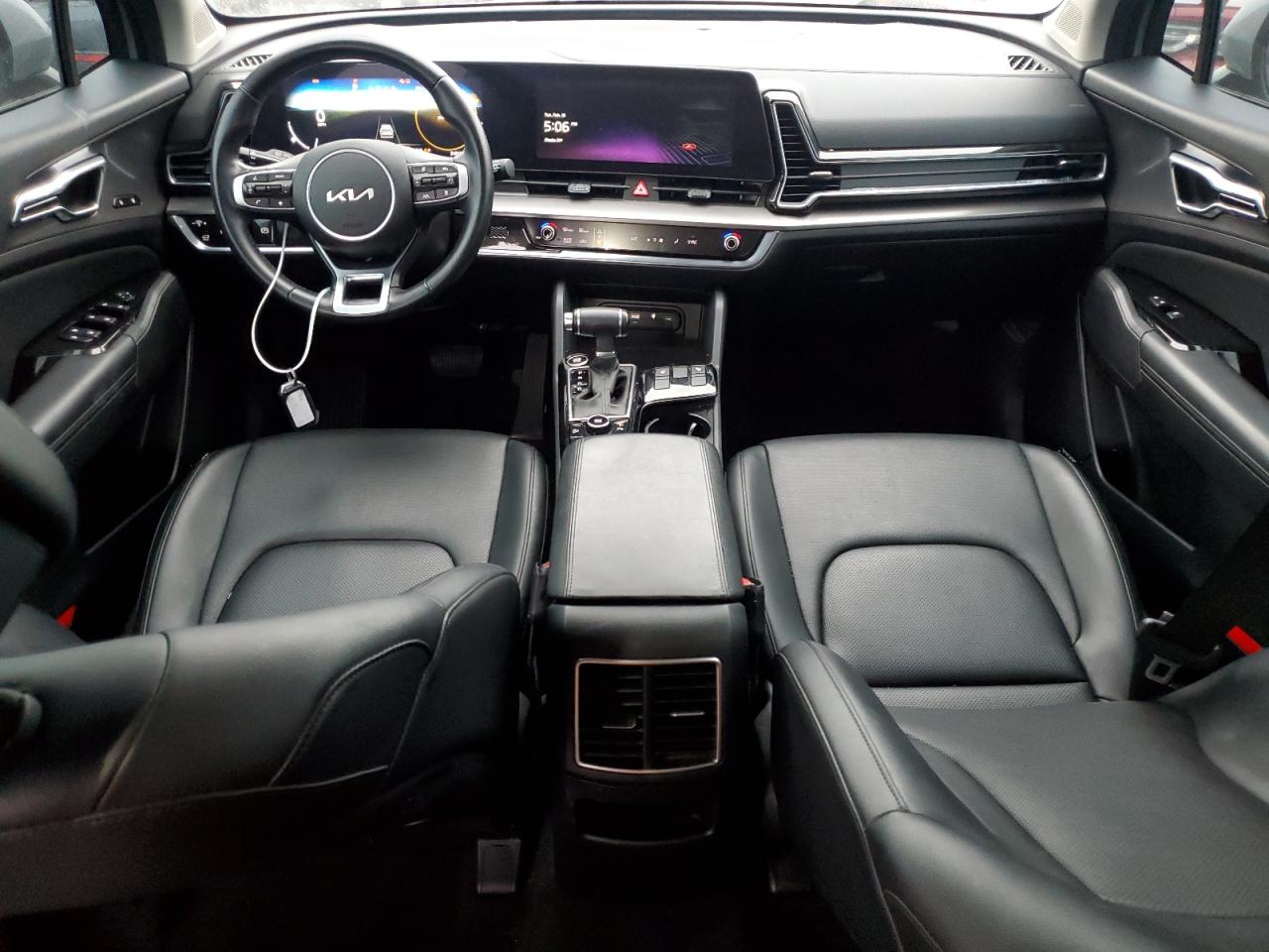 2023 Kia Sportage - Image 8