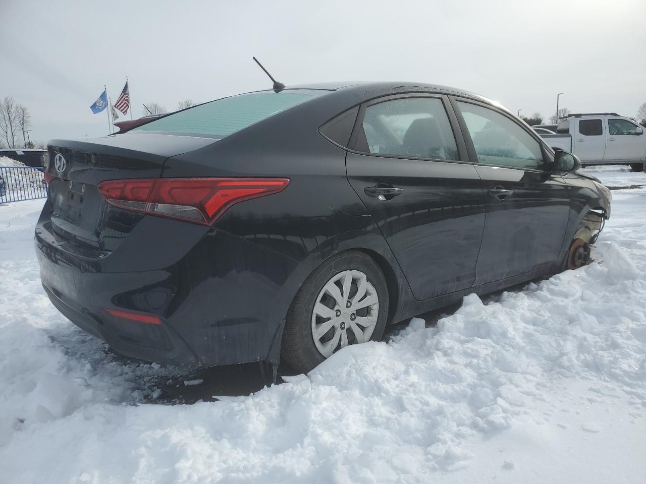 2019 Hyundai Accent - Image 3