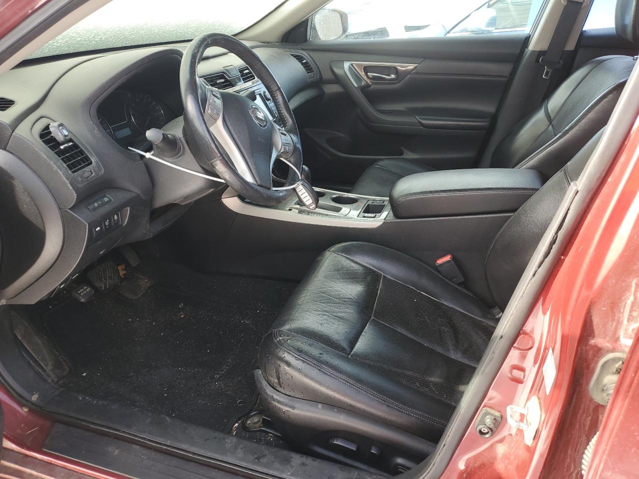 2015 Nissan Altima - Image 7