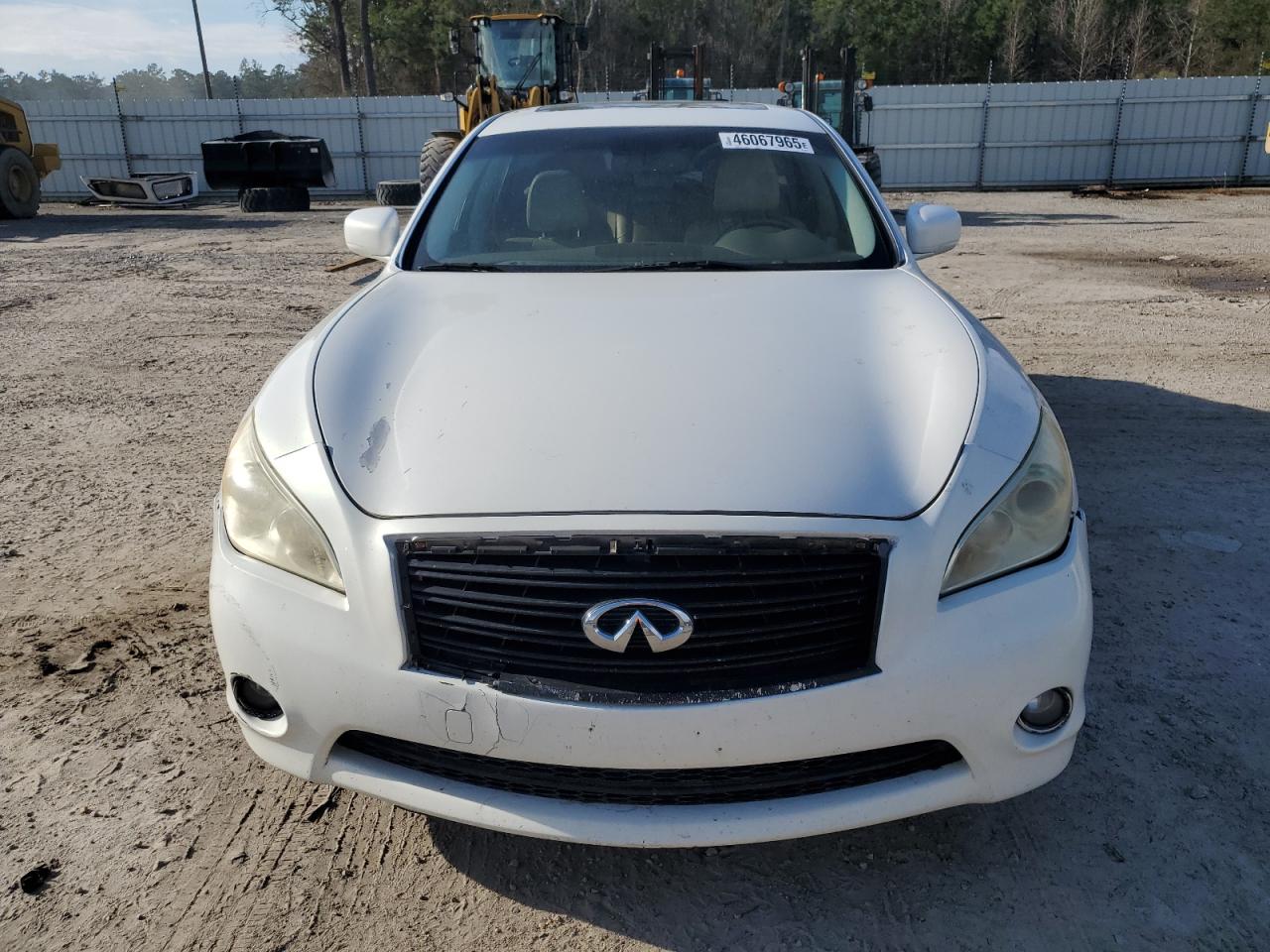 2011 Infiniti M - Image 5