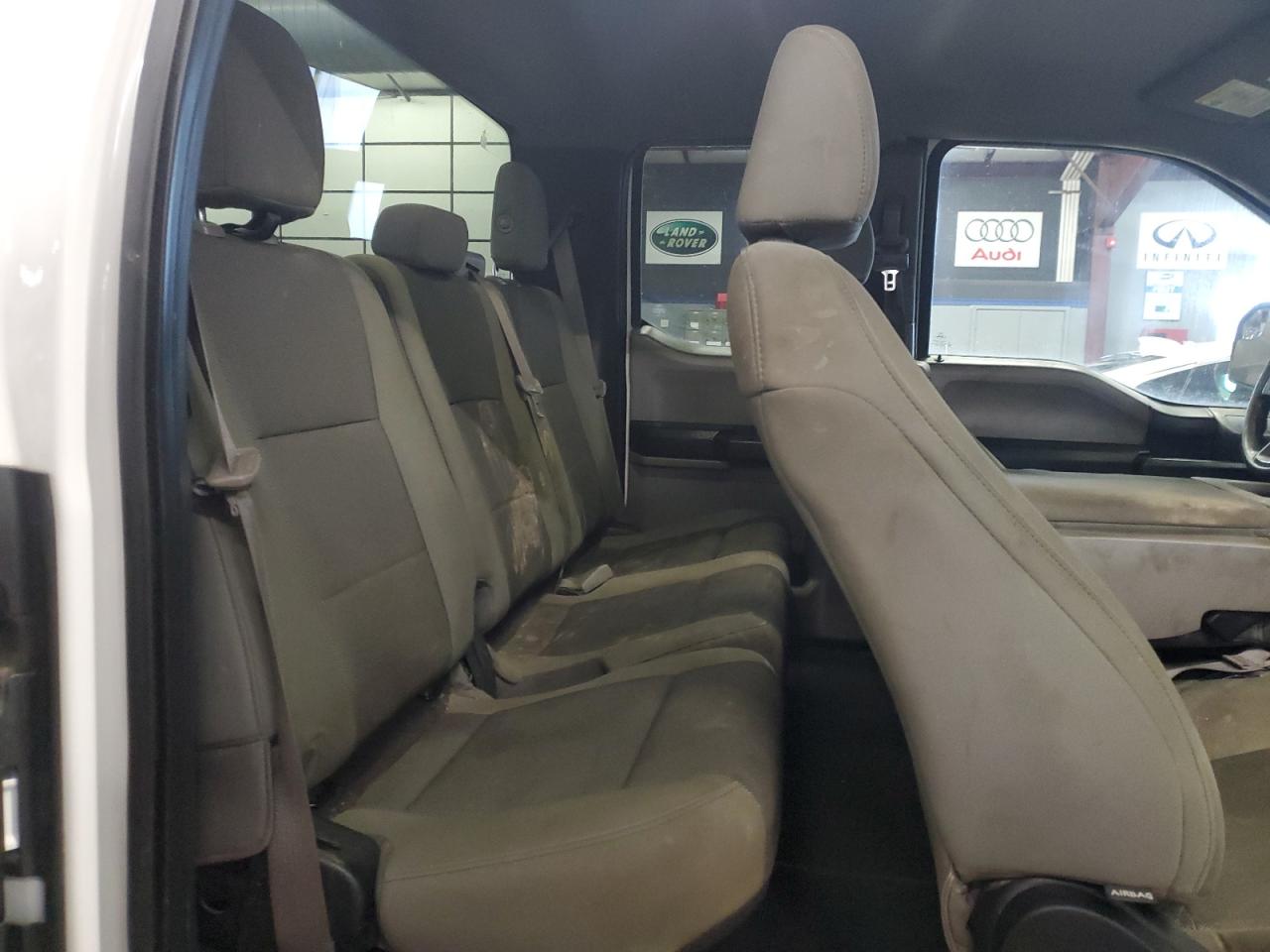 2015 Ford F-150 - Image 10