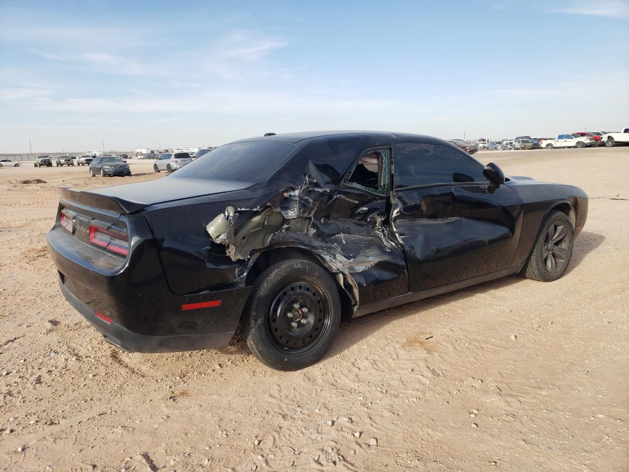 2019 Dodge Challenger - Image 3