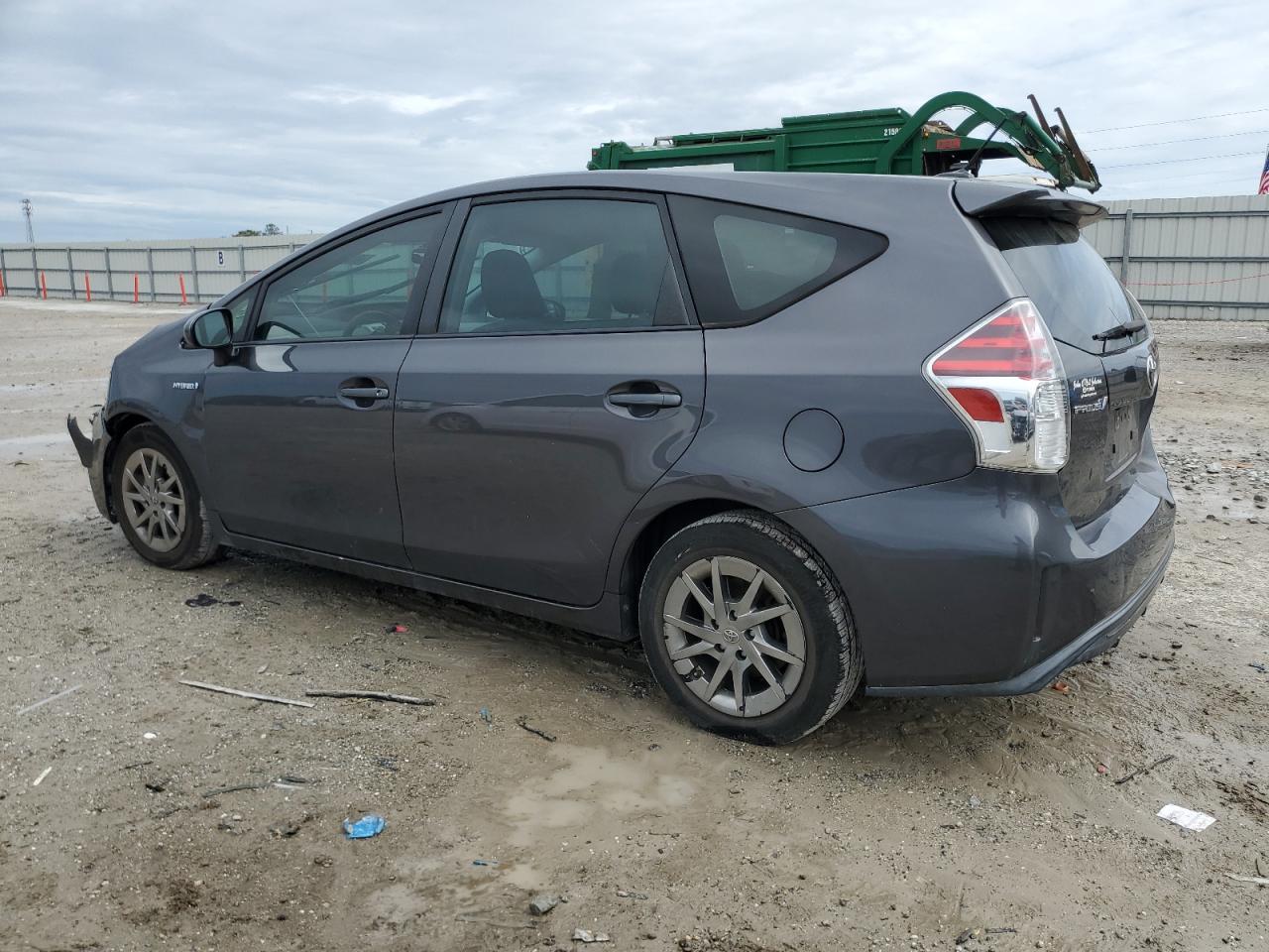 2016 Toyota Prius - Image 2