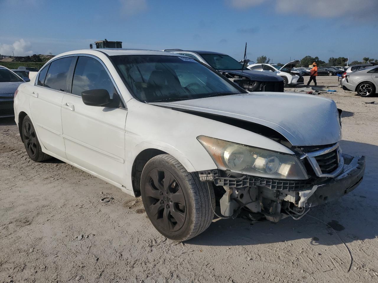 2009 Honda Accord - Image 4
