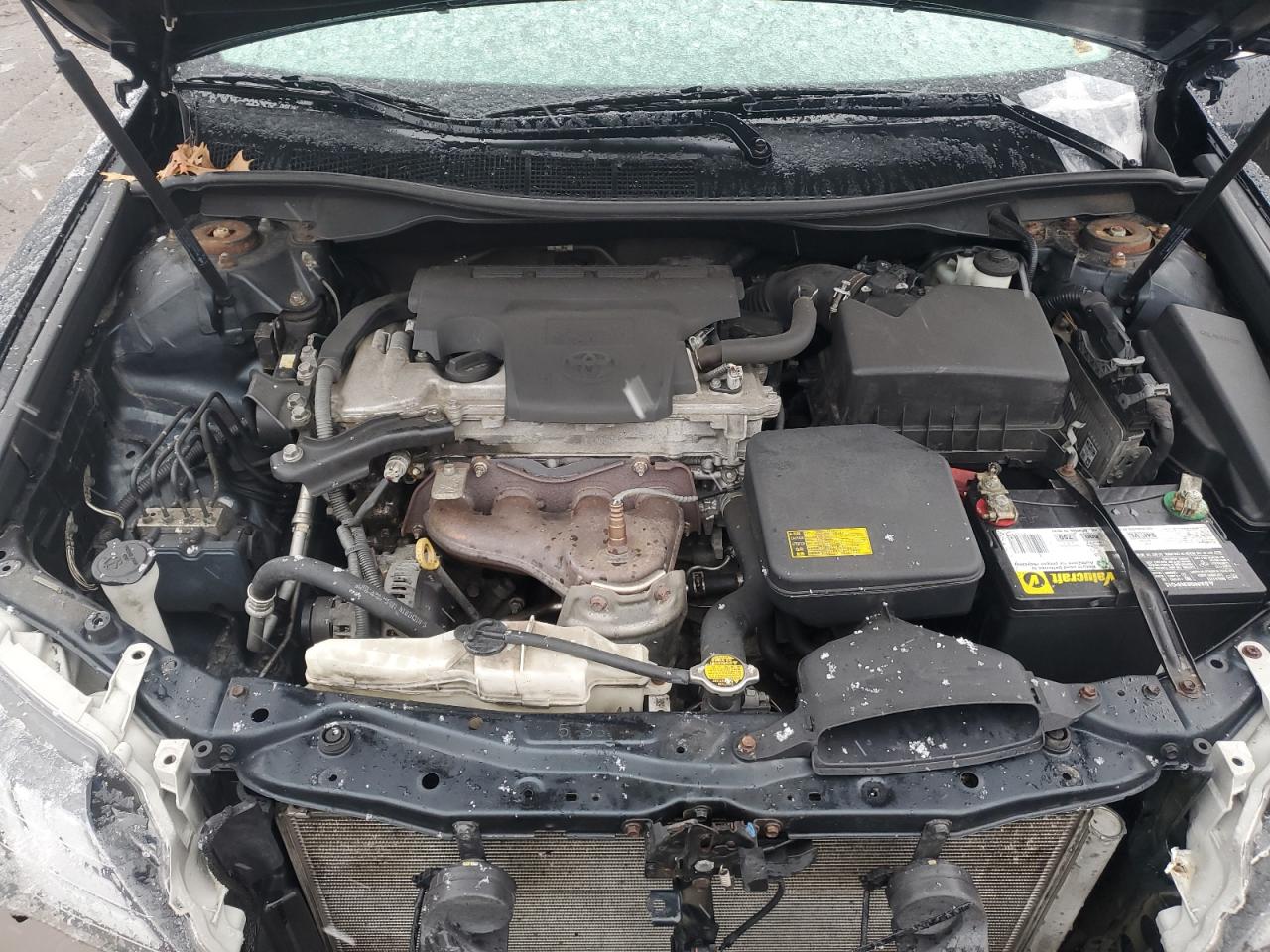 2014 Toyota Camry - Image 11