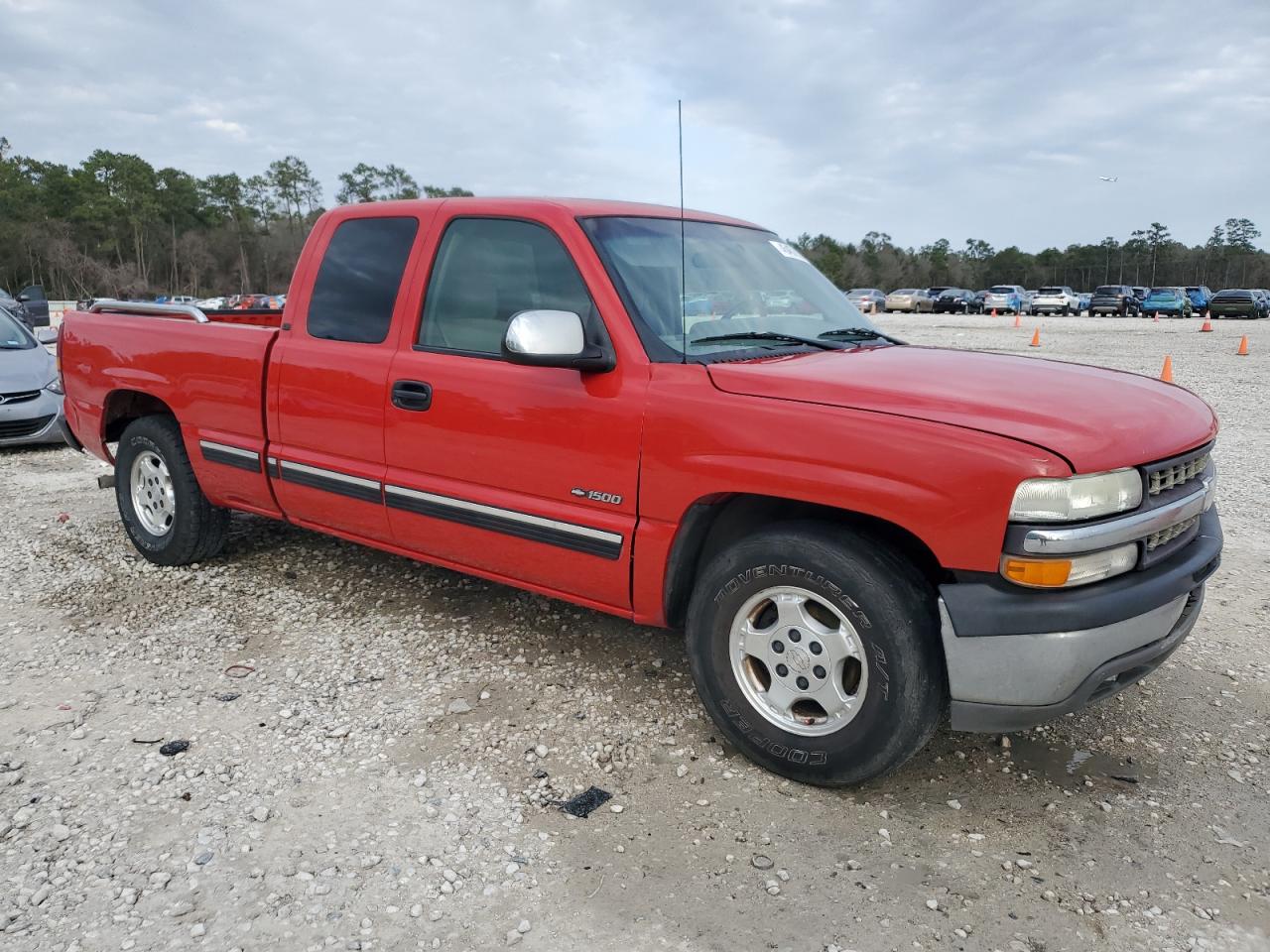 2000 Chevrolet Silverado - Image 4