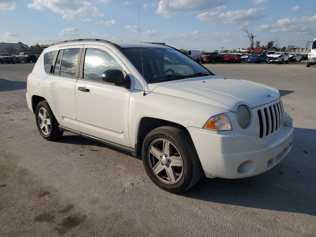 2008 Jeep Compass - Image 4