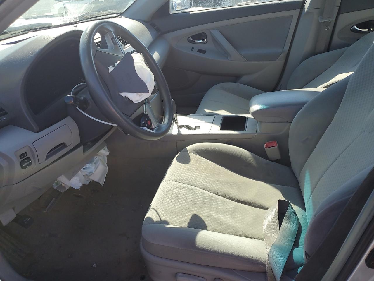 2009 Toyota Camry - Image 7
