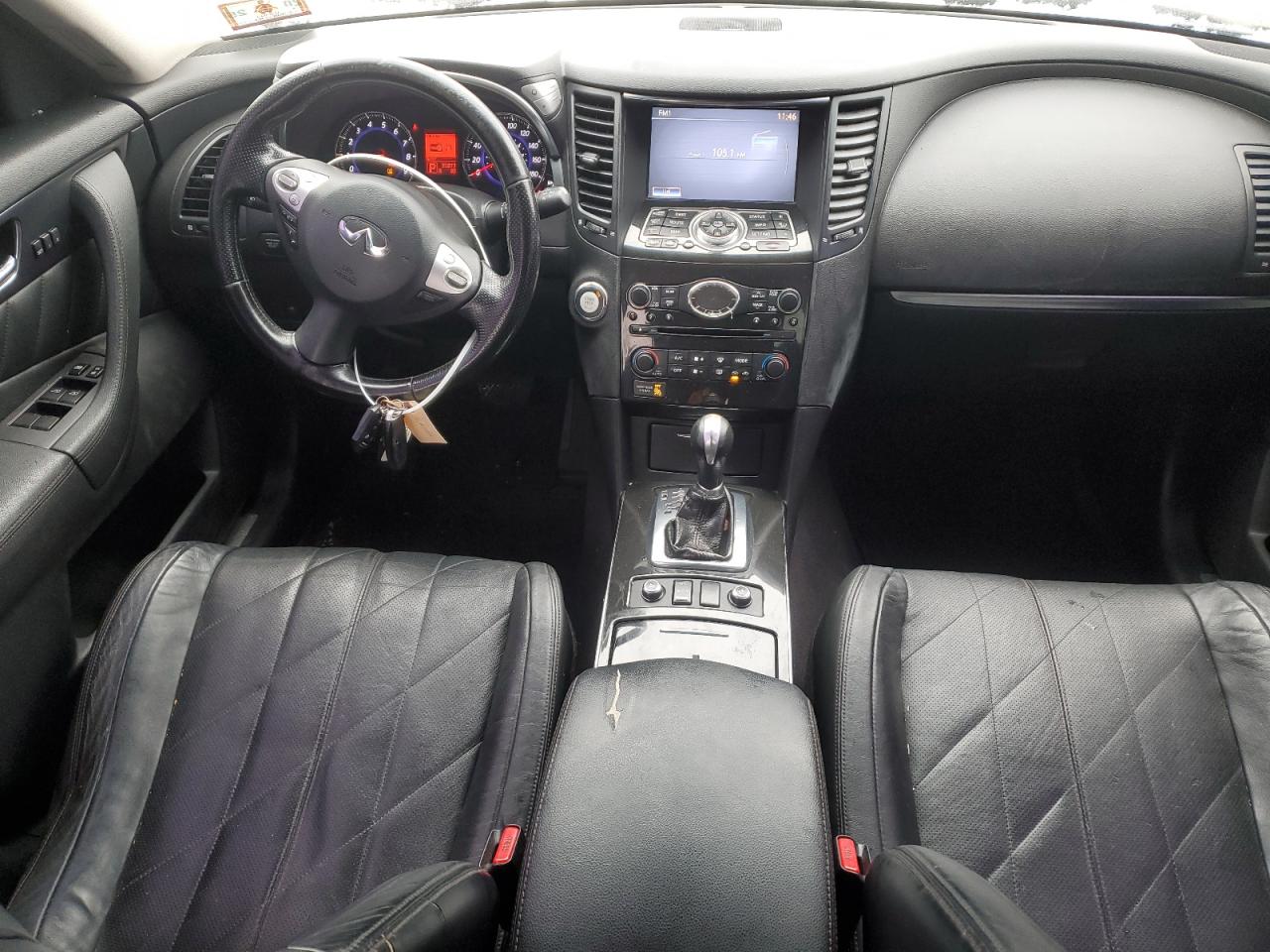 2010 Infiniti FX - Image 8