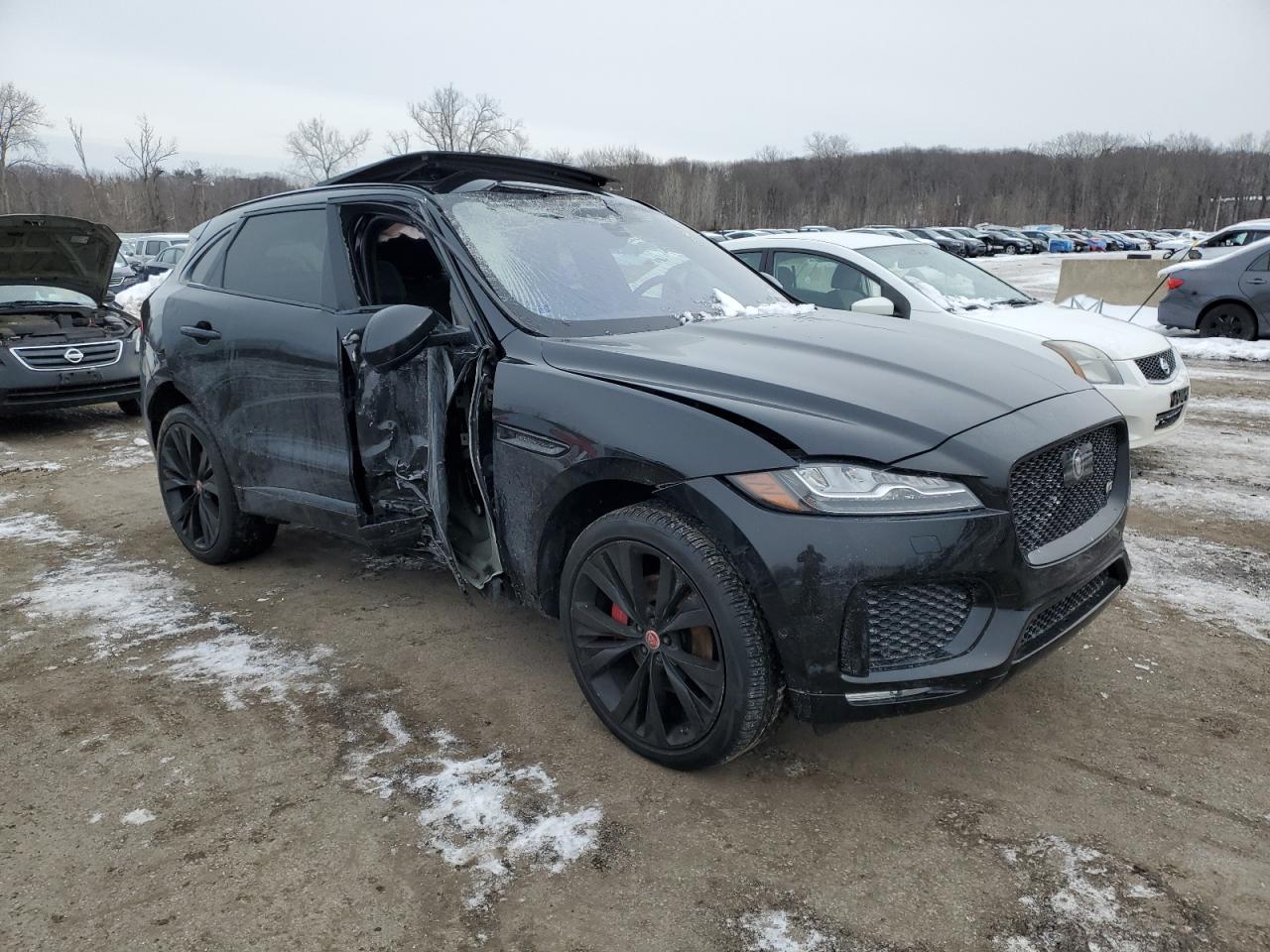 2020 Jaguar F-Pace - Image 4