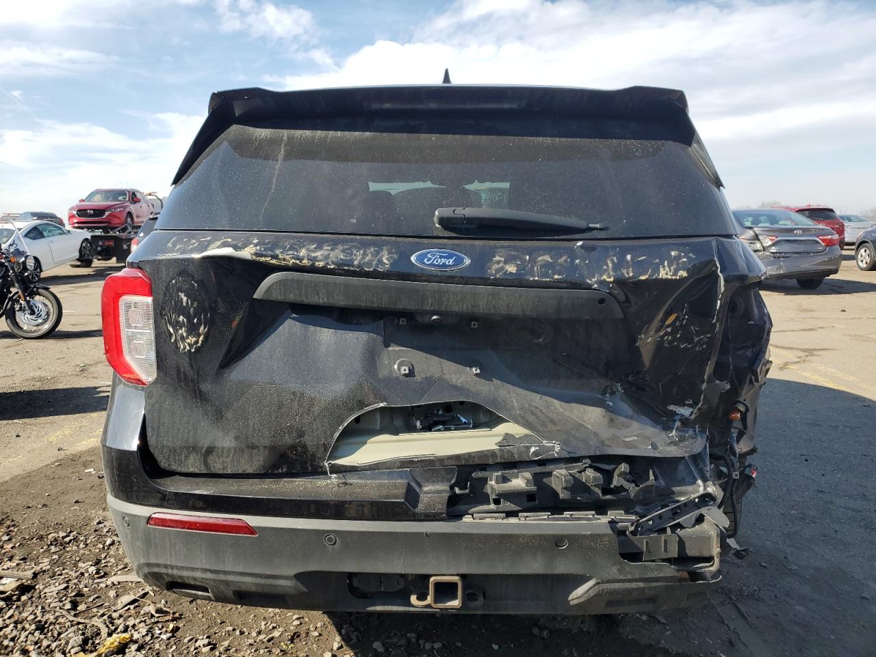 2021 Ford Explorer - Image 6