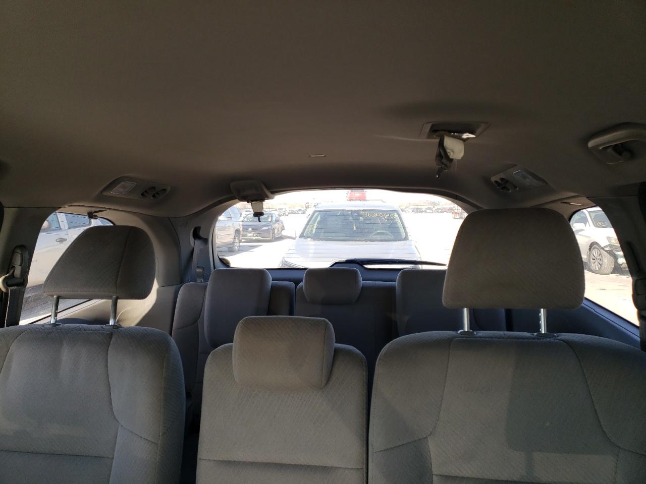 2014 Honda Odyssey - Image 10
