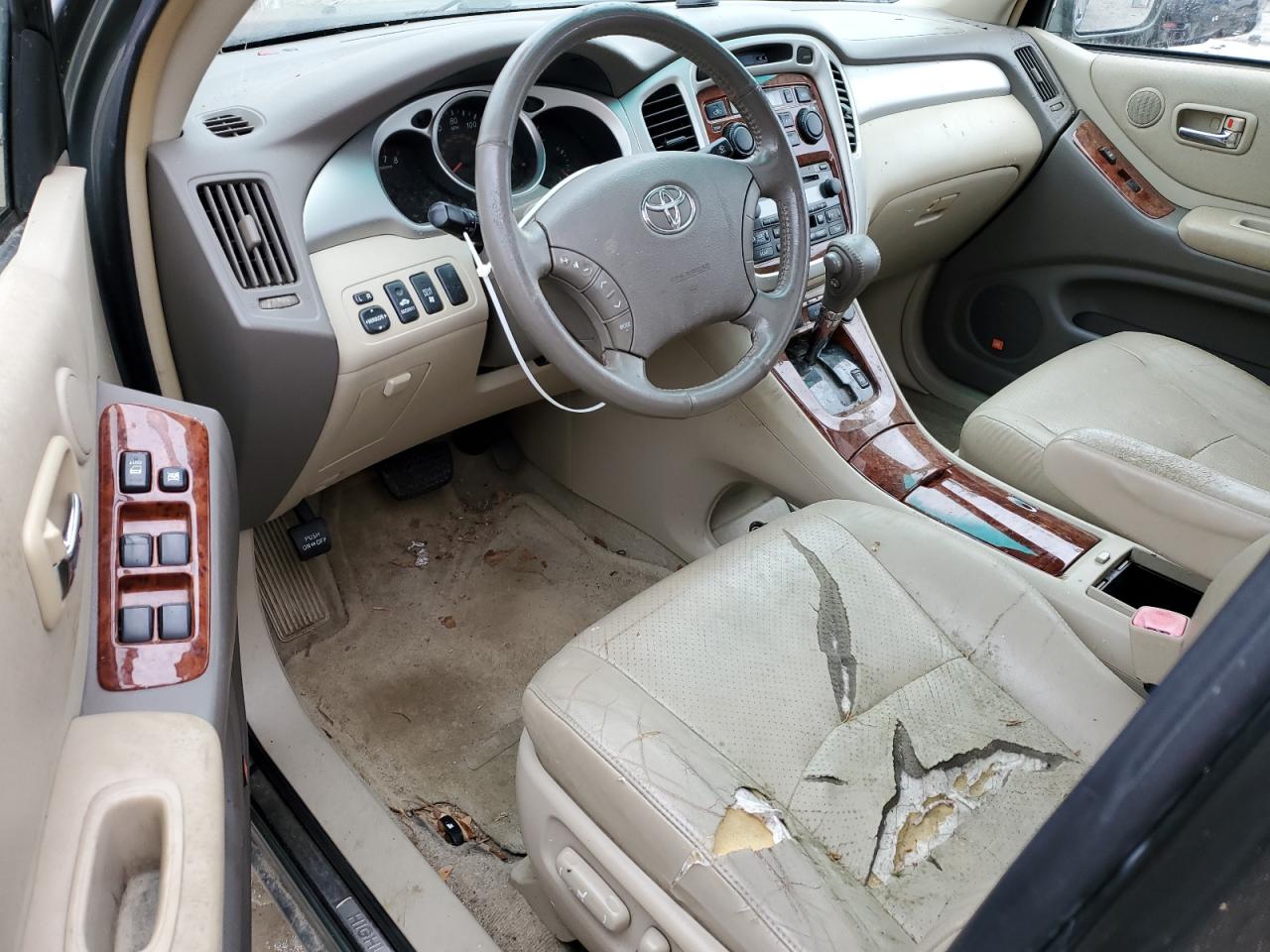 2005 Toyota Highlander - Image 8
