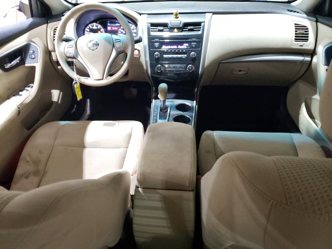 2015 Nissan Altima - Image 8