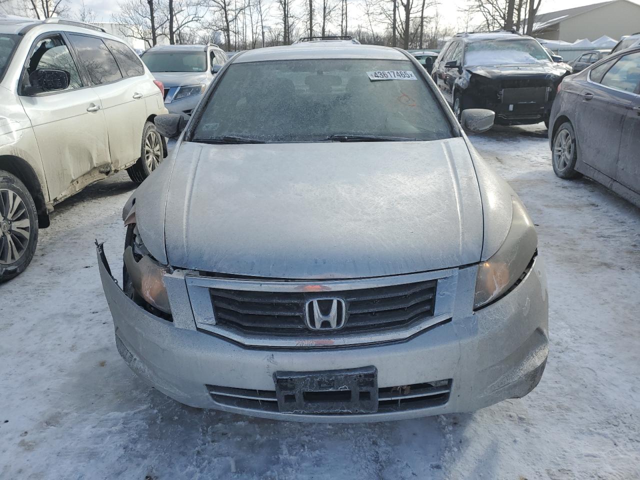 2009 Honda Accord - Image 5