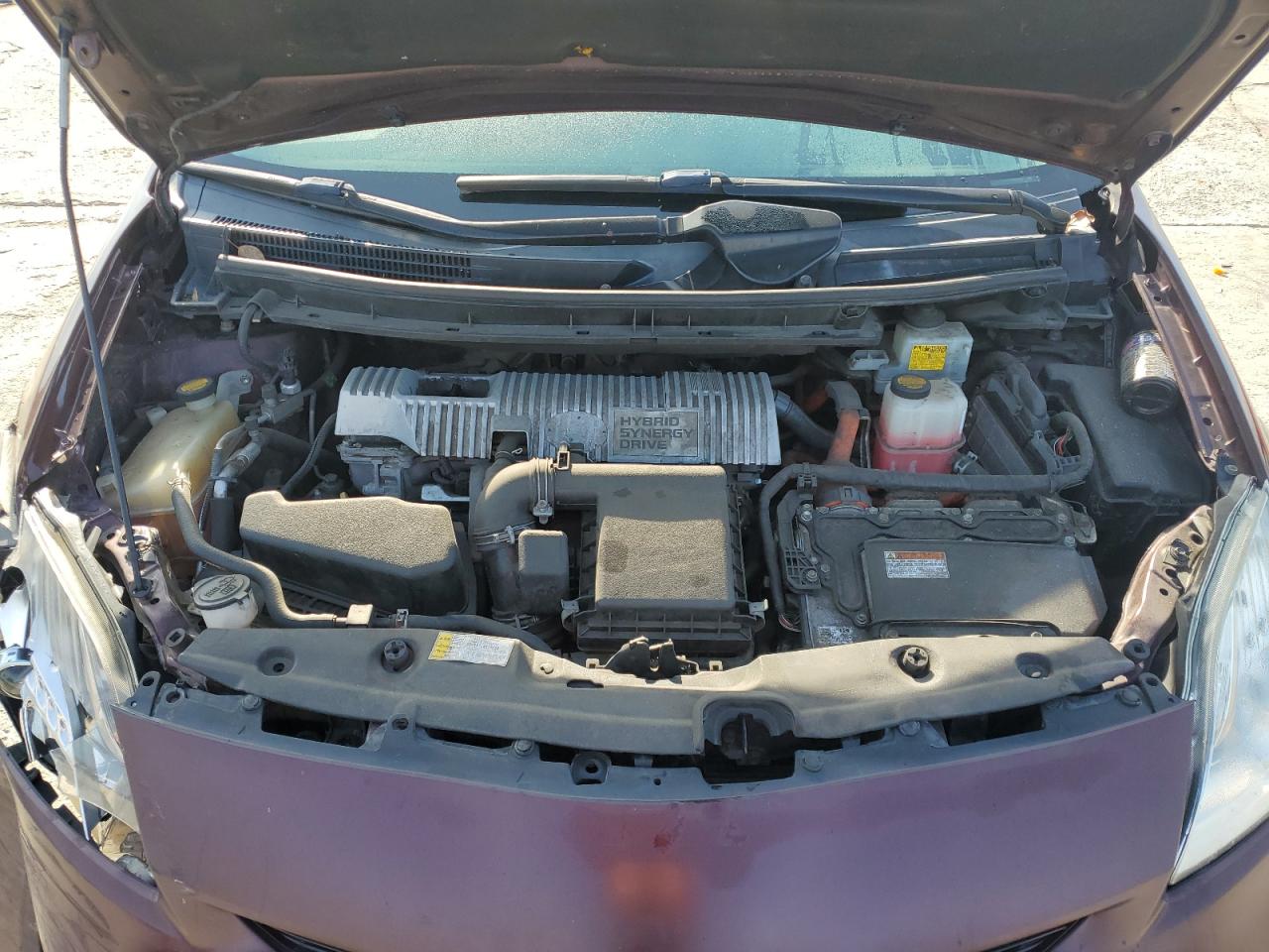2013 Toyota Prius - Image 13