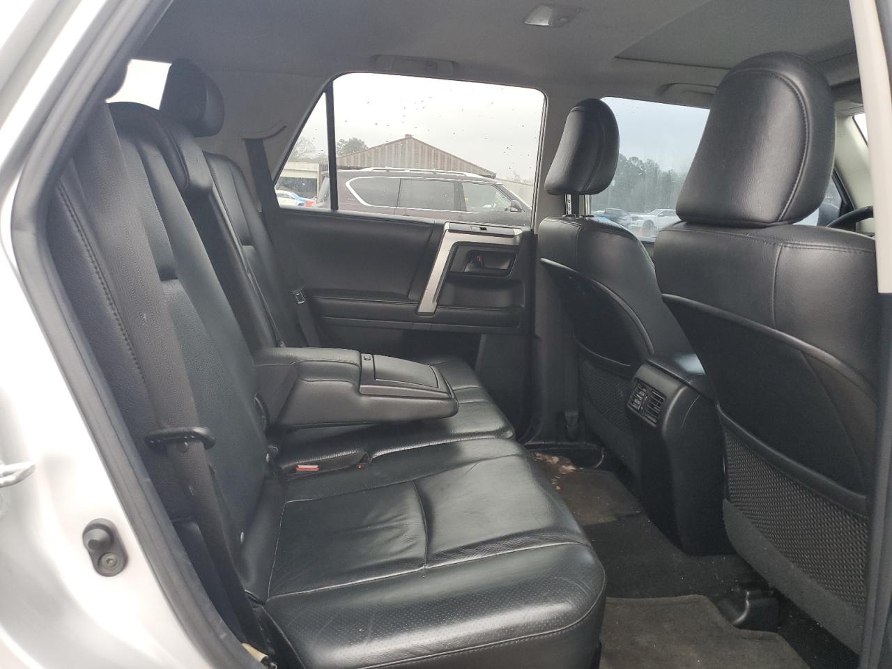 2011 Toyota 4Runner - Image 11