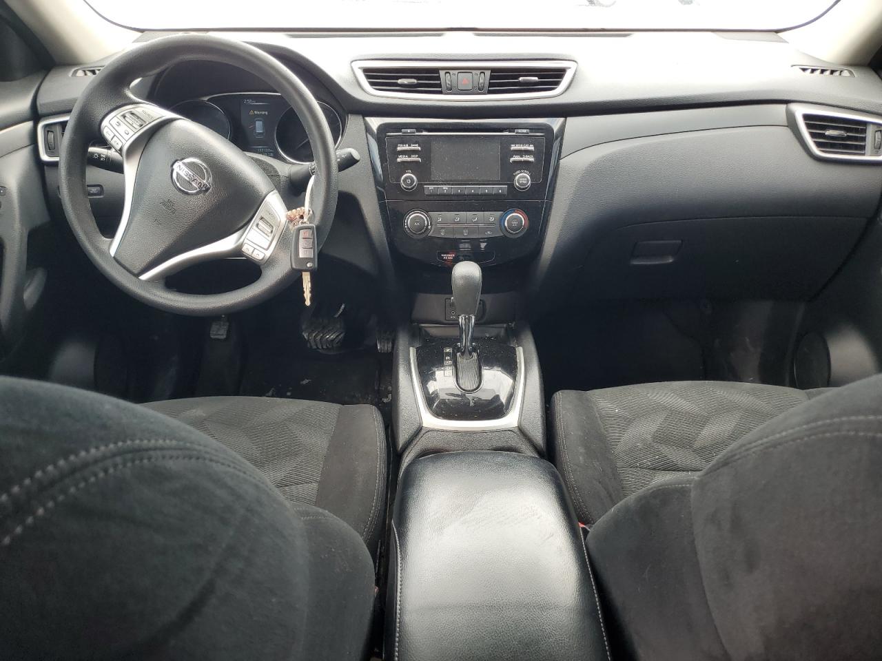 2015 Nissan Rogue - Image 8